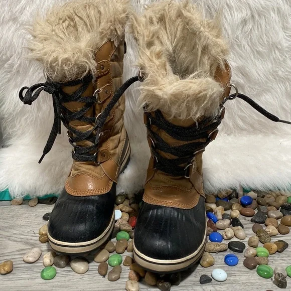 Sorel Shoes Sorel Girls Tofino Ii Ny249373 Size Faux Fur Tan